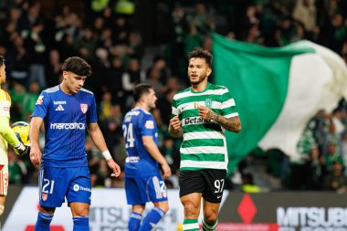 Luis Suarez, Liga Portekiz maçında Estadio Jose Alvalade 'deki AVS Futebol SAD (Maciej Rogowski / Ball Raw Images) takımları arasında attığı golü kutlarken görüldü.)
