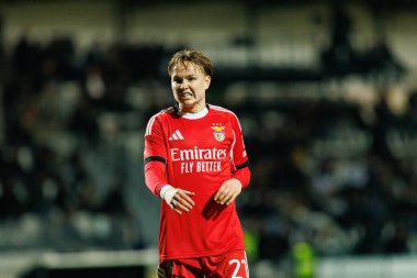 Andreas Schjelderup, SC Farense ve SL Benfica takımları arasında Estadio Sao Luis (Maciej Rogowski / Ball Raw Images) maçında görüldü.)