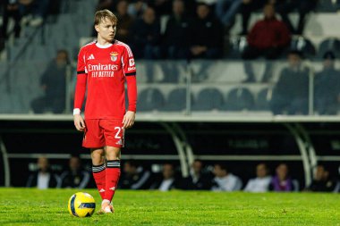 Andreas Schjelderup, SC Farense ve SL Benfica takımları arasında Estadio Sao Luis (Maciej Rogowski / Ball Raw Images) maçında görüldü.)