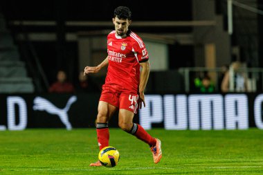 Taca de Portugal maçında Estadio Sao Luis 'te SC Farense ve SL Benfica takımları arasında Tomas Araujo görüldü (Maciej Rogowski / Ball Raw Images)