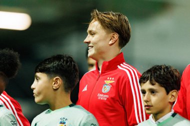 Andreas Schjelderup, SC Farense ve SL Benfica takımları arasında Estadio Sao Luis (Maciej Rogowski / Ball Raw Images) maçında görüldü.)