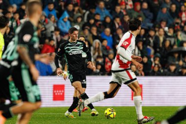 Sergi Altimira, Rayo Vallecano ve Real Betis Balompie (Maciej Rogowski / Ball Raw Images) takımları arasında LaLiga EA SPORTS maçı sırasında görüldü)