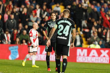 Marc Bartra, Rayo Vallecano ve Real Betis Balompie (Maciej Rogowski / Ball Raw Images) takımları arasında oynanan LaLiga EA SPORTS maçı sırasında görüldü)