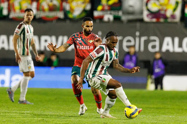 Guilherme Schettine ve Jovane Cabral, Liga Portekiz maçında CF Estrela Amadora ve Moreirense FC (Maciej Rogowski / Ball Raw Images) takımları arasında görüldü.)