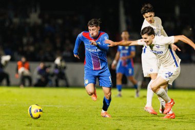 Liga Portekiz maçında FC Alverca ve FC Porto (Maciej Rogowski / Ball Raw Images) takımları arasında Cedric Nuozzi ve Francisco Moura görüldü.)