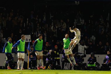 Borja Sainz, FC Alverca ve FC Porto (Maciej Rogowski / Ball Raw Images) takımları arasında oynanan Liga Portekiz maçında gol attıktan sonra kutlama yaparken görüldü.)