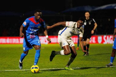 Sabit Abdulai ve Samu Aghehowa, Liga Portekiz maçı sırasında FC Alverca ve FC Porto (Maciej Rogowski / Ball Raw Images) takımları arasında görüldü.)