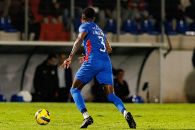 Jose Julian Martinez Liga Portekiz maçı sırasında FC Alverca ve FC Porto (Maciej Rogowski / Ball Raw Images) takımları arasında görüldü)