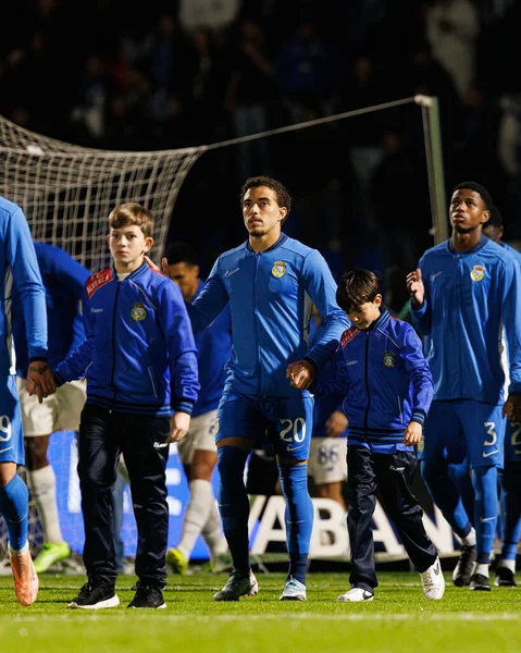 Figueiredo ve Julian Jose Martinez, Liga Portekiz maçı sırasında FC Alverca ve FC Porto takımları arasında görüldü (Maciej Rogowski / Ball Raw Images)