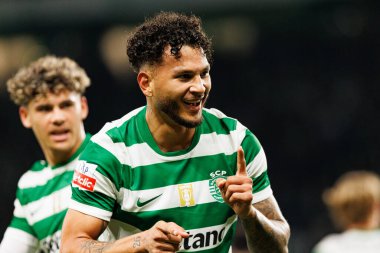 Luis Suarez, Estadio Jose Alvalade 'de (Maciej Rogowski / Ball Raw Images) Sporting CP ve Rio Ave FC takımları arasında oynanan Liga Portekiz maçında gol attıktan sonra kutlama yaparken görüldü.)