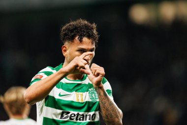 Luis Suarez, Estadio Jose Alvalade 'de (Maciej Rogowski / Ball Raw Images) Sporting CP ve Rio Ave FC takımları arasında oynanan Liga Portekiz maçında gol attıktan sonra kutlama yaparken görüldü.)