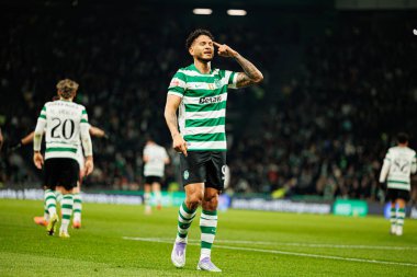 Luis Suarez, Estadio Jose Alvalade 'de (Maciej Rogowski / Ball Raw Images) Sporting CP ve Rio Ave FC takımları arasında oynanan Liga Portekiz maçında gol attıktan sonra kutlama yaparken görüldü.)