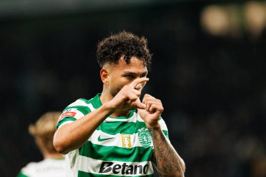 Luis Suarez, Estadio Jose Alvalade 'de (Maciej Rogowski / Ball Raw Images) Sporting CP ve Rio Ave FC takımları arasında oynanan Liga Portekiz maçında gol attıktan sonra kutlama yaparken görüldü.)