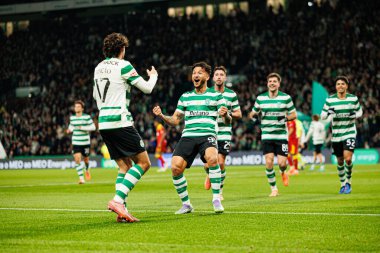 Luis Suarez, Estadio Jose Alvalade 'de (Maciej Rogowski / Ball Raw Images) Sporting CP ve Rio Ave FC takımları arasında oynanan Liga Portekiz maçında gol attıktan sonra kutlama yaparken görüldü.)