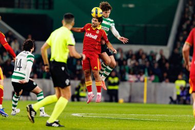 Joao Graca ve Eduardo Quaresma, Liga Portekiz maçı sırasında Estadio Jose Alvalade 'de (Maciej Rogowski / Ball Raw Images) Sporting CP ve Rio Ave FC takımları arasında görüldü.)