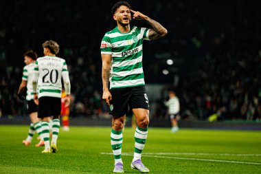 Luis Suarez, Liga Portekiz maçında Estadio Jose Alvalade 'deki Sporting CP ve Rio Ave FC takımları arasında gol üstüne gol atarken görüldü (Maciej Rogowski / Ball Raw Images)