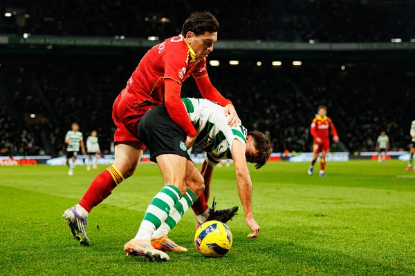 Nikolaos Athanasiou ve Giorgos Vagiannidis, Liga Portekiz maçı sırasında Estadio Jose Alvalade 'deki Sporting CP ve Rio Ave FC takımları arasında görüldü (Maciej Rogowski / Ball Raw Images))