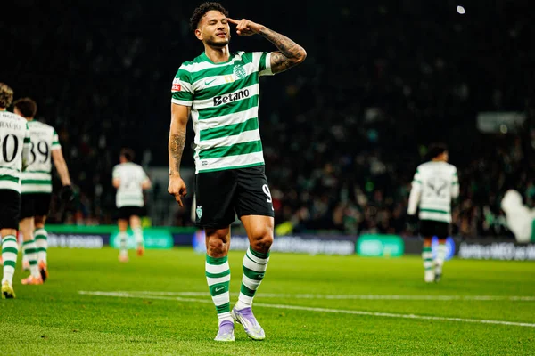 Luis Suarez, Liga Portekiz maçında Estadio Jose Alvalade 'deki Sporting CP ve Rio Ave FC takımları arasında gol üstüne gol atarken görüldü (Maciej Rogowski / Ball Raw Images)