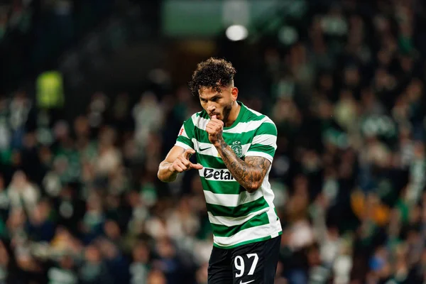 Luis Suarez, Liga Portekiz maçında Estadio Jose Alvalade 'deki Sporting CP ve Rio Ave FC takımları arasında gol üstüne gol atarken görüldü (Maciej Rogowski / Ball Raw Images)