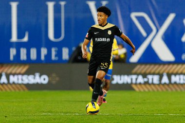 Francisco Chissumba Liga Portekiz maçı sırasında Estoril Praia ve FC Alverca takımları arasında Estadio Antonio Coimbra da Mota 'da (Maciej Rogowski / Ball Raw Images)