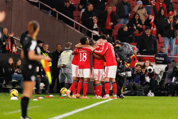 SL Benfica oyuncuları, SL Benfica ile GD Estoril Praia (Maciej Rogowski / Ball Raw Images) arasında oynanan Liga Portekiz maçında Vangelis Pavlidis 'ten gol üstüne gol atarken görüldü.)