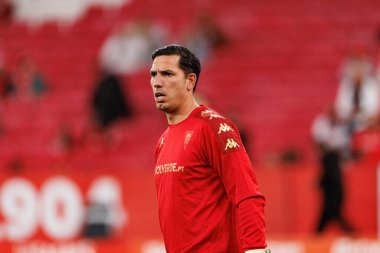 Joel Robles Liga Portekiz maçı sırasında SL Benfica ve GD Estoril Praia (Maciej Rogowski / Ball Raw Images) arasında görüldü)