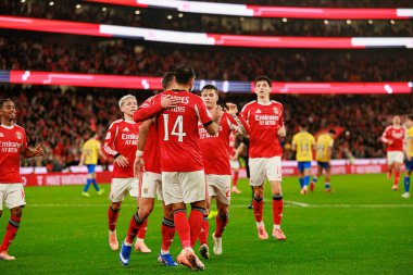 Vangelis Pavlidis, SL Benfica ve GD Estoril Praia (Maciej Rogowski / Ball Raw Images) arasında oynanan Liga Portekiz maçında gol attıktan sonra kutlama yaparken görülüyor.)