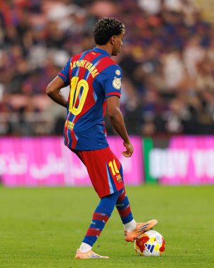 Lamine Yamal İspanya Süper Kupası 'nda FC Barcelona ile Athletic Club (Maciej Rogowski / Ball Raw Images) arasında oynanan yarı final maçında görüldü.)