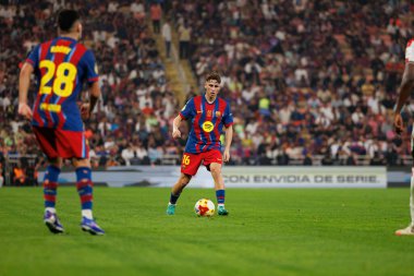 Fermin Lopez, FC Barcelona ile Athletic Club (Maciej Rogowski / Ball Raw Images) arasında oynanan İspanya Süper Kupası Yarı final maçında görüldü.)