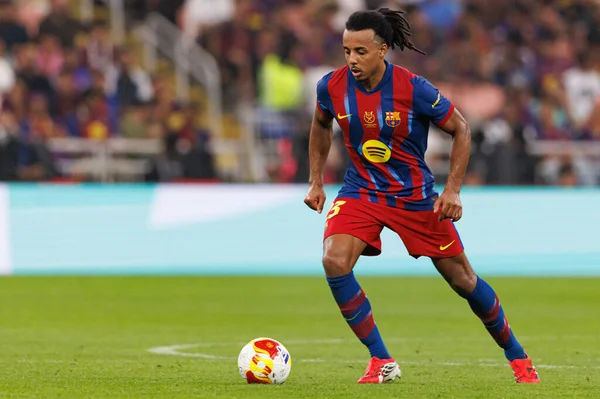 Jules Kounde İspanya Süper Kupası yarı final maçında FC Barcelona ve Athletic Club (Maciej Rogowski / Ball Raw Images) arasında görüldü.)