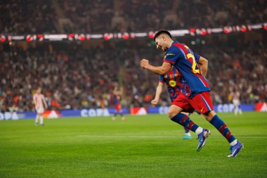 Roony Bardghji, FC Barcelona ile Athletic Club (Maciej Rogowski / Ball Raw Images) arasında oynanan İspanya Süper Kupası yarı final maçında gol attıktan sonra kutlama yaparken görüldü.)