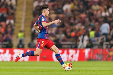 Pau Cubarsi, FC Barcelona ile Athletic Club (Maciej Rogowski / Ball Raw Images) arasında oynanan İspanya Süper Kupası yarı final maçında görüldü.)