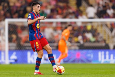 Pau Cubarsi, FC Barcelona ile Athletic Club (Maciej Rogowski / Ball Raw Images) arasında oynanan İspanya Süper Kupası yarı final maçında görüldü.)