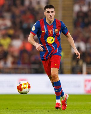 Pau Cubarsi, FC Barcelona ile Athletic Club (Maciej Rogowski / Ball Raw Images) arasında oynanan İspanya Süper Kupası yarı final maçında görüldü.)