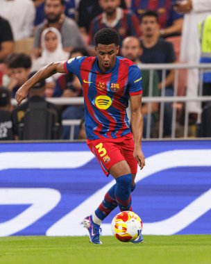 Alejandro Balde, FC Barcelona ile Athletic Club (Maciej Rogowski / Ball Raw Images) arasında oynanan İspanya Süper Kupası yarı final maçında görüldü.)