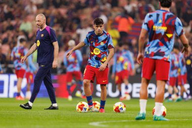 Pedri, FC Barcelona ile Athletic Club (Maciej Rogowski / Ball Raw Images) arasında oynanan İspanya Süper Kupası Yarı final maçında görüldü.)
