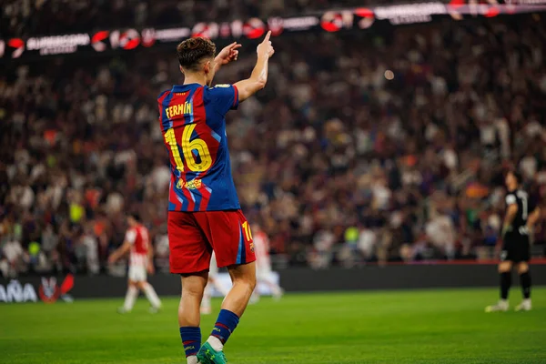 Fermin Lopez, FC Barcelona ile Athletic Club (Maciej Rogowski / Ball Raw Images) arasında oynanan İspanya Süper Kupası Yarı final maçında görüldü.)