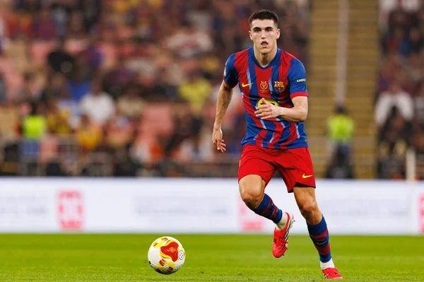 Pau Cubarsi, FC Barcelona ile Athletic Club (Maciej Rogowski / Ball Raw Images) arasında oynanan İspanya Süper Kupası yarı final maçında görüldü.)