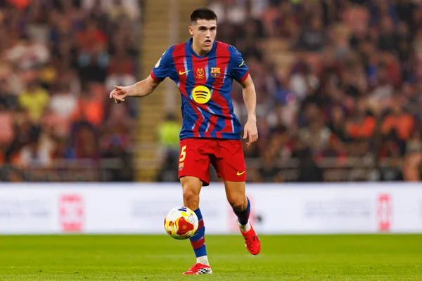 Pau Cubarsi, FC Barcelona ile Athletic Club (Maciej Rogowski / Ball Raw Images) arasında oynanan İspanya Süper Kupası yarı final maçında görüldü.)