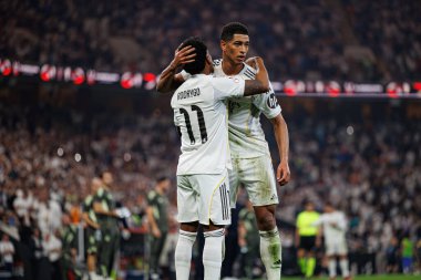 Rodrygo Goes ve Jude Bellingham, Atletico de Madrid ve Real Madrid (Maciej Rogowski / Ball Raw Images) arasında oynanan İspanya Süper Kupası yarı final maçında gol attıktan sonra kutlama yaparken görüldü.)