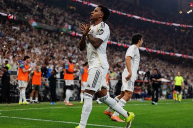 Madrid Kulübüyle Real Madrid (Maciej Rogowski / Ball Raw Images) arasında oynanan İspanya Süper Kupası yarı final maçında gol attıktan sonra kutlanan Rodrygo,)