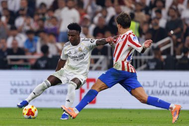 Vinicius Vini Junior ve Giuliano Simeone, Atletico de Madrid ile Real Madrid (Maciej Rogowski / Ball Raw Images) arasında oynanan İspanya Süper Kupası yarı final maçında görüldü.)