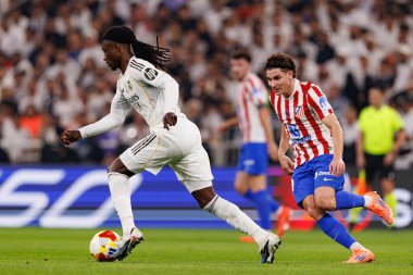 Eduardo Camavinga ve Julian Alvarez, Atletico de Madrid ile Real Madrid (Maciej Rogowski / Ball Raw Images) arasında oynanan İspanya Süper Kupası yarı final maçında görüldü.)