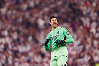 Thibaut Courtois, Atletico de Madrid ve Real Madrid (Maciej Rogowski / Ball Raw Images) arasında oynanan İspanya Süper Kupası yarı final maçında gol üstüne gol atarken görülüyor.)