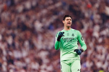 Thibaut Courtois, Atletico de Madrid ve Real Madrid (Maciej Rogowski / Ball Raw Images) arasında oynanan İspanya Süper Kupası yarı final maçında gol üstüne gol atarken görülüyor.)