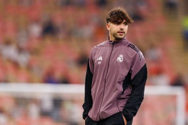 Raul Asencio, Atletico de Madrid ve Real Madrid (Maciej Rogowski / Ball Raw Images) arasında oynanan İspanya Süper Kupası yarı final maçında görüldü.)