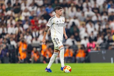 Federico Valverde, Atletico de Madrid ve Real Madrid (Maciej Rogowski / Ball Raw Images) arasında oynanan İspanya Süper Kupası yarı final maçında görüldü.)