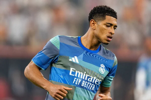 Jude Belingham Atletico de Madrid ve Real Madrid (Maciej Rogowski / Ball Raw Images) arasında oynanan İspanya Süper Kupası yarı final maçında görüldü.)