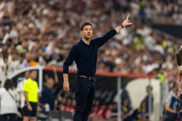 Club Atletico de Madrid ile Real Madrid (Maciej Rogowski / Ball Raw Images) arasında oynanan yarı final maçında Xabi Alonso görüldü.)