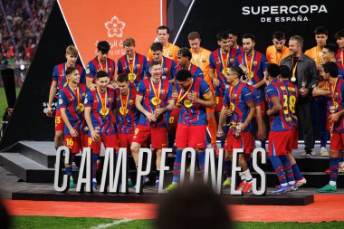 FC Barcelona takımı FC Barcelona ve Real Madrid (Maciej Rogowski / Ball Raw Images) takımları arasında oynanan final maçında görüldü.)